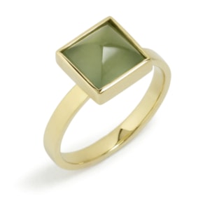 a ring with a gemstone made of remelted gold a ring with a gemstone made of remelted gold