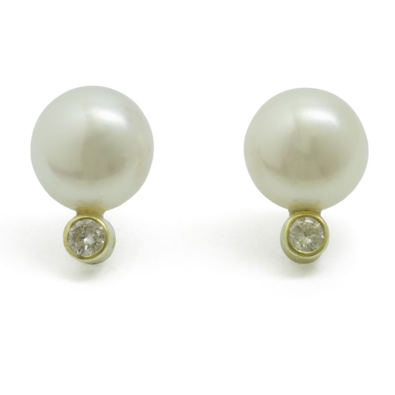 Golden studs "Danza"  with pearl and diamond